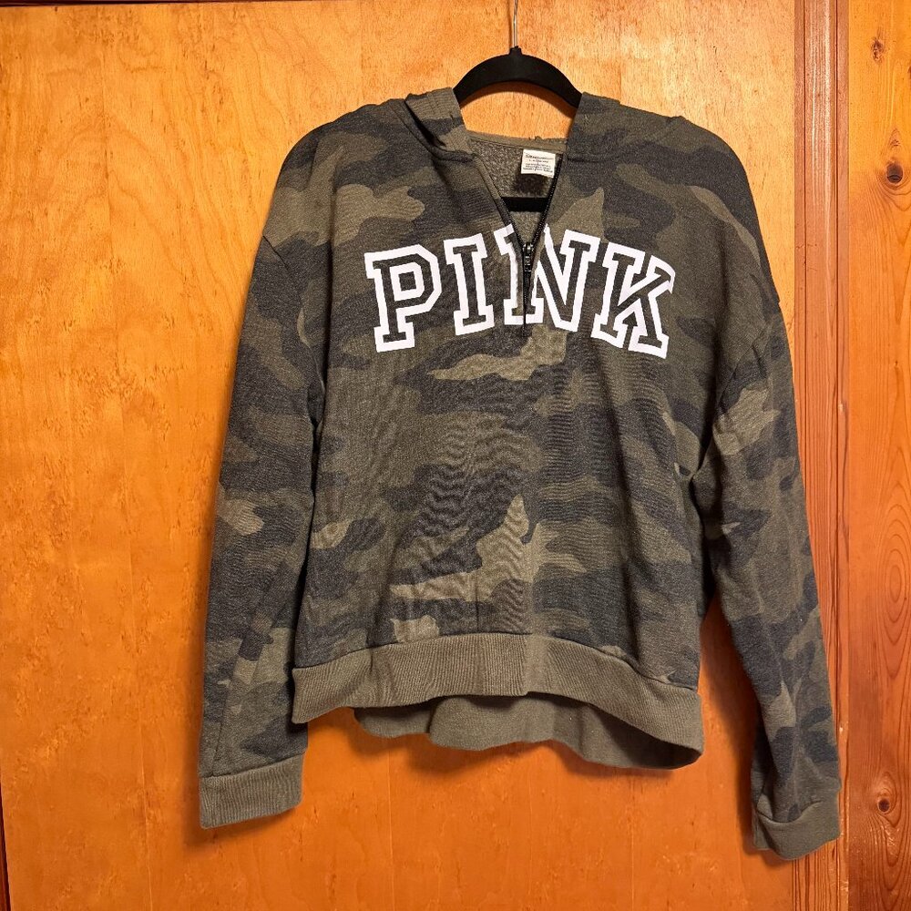 Victoria’s Secret PINK Lounge Green Camo Cropped Cotton 3/4 Zip Hoodie Size L
